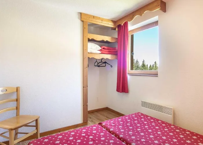 V Du Bachat Asters E11 - Appt 6 Pers